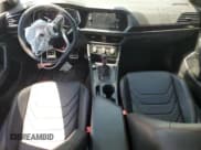 ✅ 2022 Volkswagen Jetta Autobahn • VIN: 3VW2T7BUXNM016765 • Lot: 52581365. Wystawiony na Copart z przebiegiem 24 228 mil. Bezpłatny archiwum sprzedaży aukcyjnych z USA i szczegółowy raport historii pojazdu na DreamBid. Zdjęcie 8.