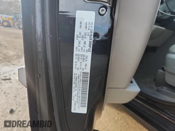 ✅ 2010 Chrysler Town & Country Touring • VIN: 2A4RR5D11AR104902 • Lot: 91252665. Listed on Copart with 181,368 mi. Free auction sales archive from the USA and detailed vehicle history report at DreamBid. Image 13.