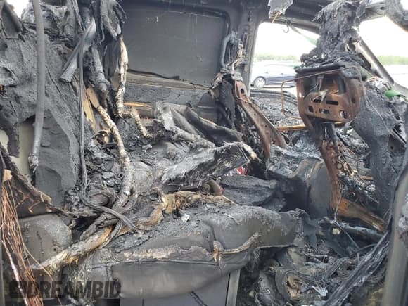 ✅ 2025 Ford F-250 XL • VIN: 1FT8W2BM3SEE04168 • Lot: 84758335. Wystawiony na Copart z przebiegiem Nie podano. Bezpłatny archiwum sprzedaży aukcyjnych z USA i szczegółowy raport historii pojazdu na DreamBid. Zdjęcie 10.