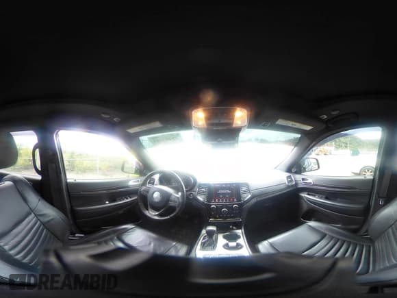 ✅ 2020 Jeep Grand Cherokee Limited • VIN: 1C4RJFBG9LC422420 • Лот: 42493083. Опубликован ранее на IAAI с пробегом 60 491 миль. Бесплатный доступ к архиву аукционных продаж из США и подробный отчёт об истории автомобиля на DreamBid. Изображение 19.