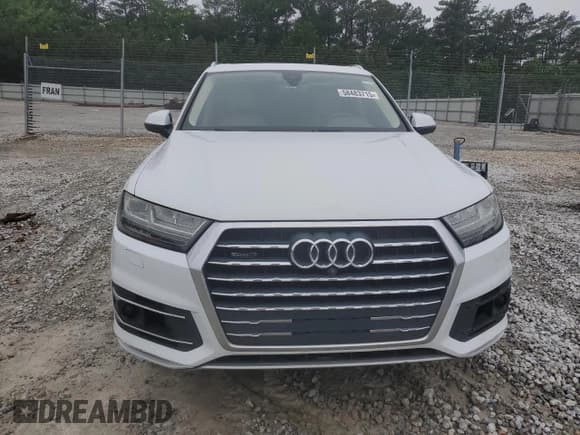✅ 2017 Audi Q7 Premium Plus • VIN: WA1LABF73HD037018 • Лот: 58483715. Опубликован ранее на Copart с пробегом 170 070 миль. Бесплатный доступ к архиву аукционных продаж из США и подробный отчёт об истории автомобиля на DreamBid. Изображение 5.