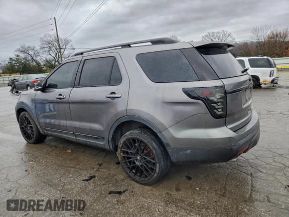 ✅ 2014 Ford Explorer XLT • VIN: 1FM5K7D83EGC20512 • Lot: 94021805. Wystawiony na Copart z przebiegiem 193 134 mil. Bezpłatny archiwum sprzedaży aukcyjnych z USA i szczegółowy raport historii pojazdu na DreamBid. Zdjęcie 2.