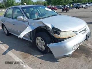 2002 Honda Accord EX с VIN 1HGCG16592A060181, выставлен на аукционе IAAI как лот 42787766 с пробегом 109 721 миль миль и . История ставок и продаж доступна на DreamBid. Изображение 1.