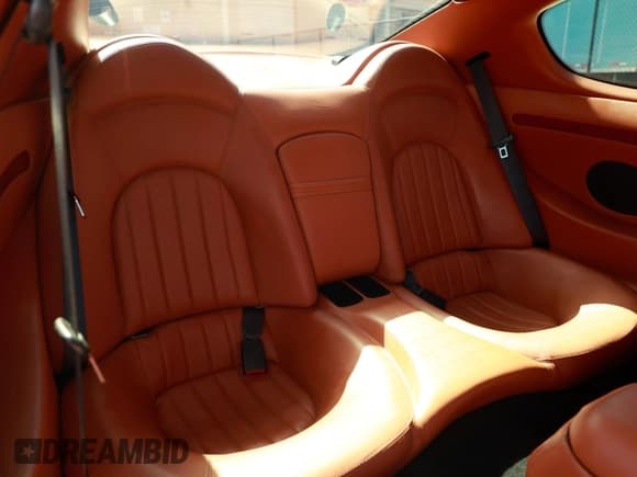 ✅ 2005 Maserati Coupe • VIN: ZAMBC38AX50016XXX • Lot: 71891615. Wystawiony na Copart z przebiegiem 40 333 mil. Bezpłatny archiwum sprzedaży aukcyjnych z USA i szczegółowy raport historii pojazdu na DreamBid. Zdjęcie 6.