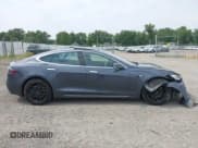 ✅ 2019 Tesla Model S 75D • VIN: 5YJSA1E22KF300407 • Lot: 40034839. Listed on IAAI with 59,178 mi. Free auction sales archive from the USA and detailed vehicle history report at DreamBid. Image 12.