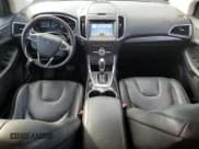 ✅ 2018 Ford Edge Titanium • VIN: 2FMPK4K97JBB42336 • Lot: 69771925. Wystawiony na Copart z przebiegiem 141 374 mil. Bezpłatny archiwum sprzedaży aukcyjnych z USA i szczegółowy raport historii pojazdu na DreamBid. Zdjęcie 8.