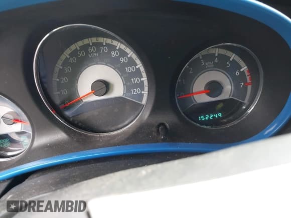 ✅ 2012 Chrysler 200 Touring • VIN: 1C3CCBBB1CN300785 • Lot: 43557217. Wystawiony na IAAI z przebiegiem 152 249 mil. Bezpłatny archiwum sprzedaży aukcyjnych z USA i szczegółowy raport historii pojazdu na DreamBid. Zdjęcie 7.