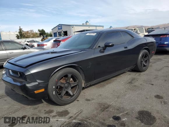 ✅ 2009 Dodge Challenger SE • VIN: 2B3LJ44V89H522084 • Lot: 78682254. Wystawiony na Copart z przebiegiem 78 783 mil. Bezpłatny archiwum sprzedaży aukcyjnych z USA i szczegółowy raport historii pojazdu na DreamBid. Zdjęcie 1.
