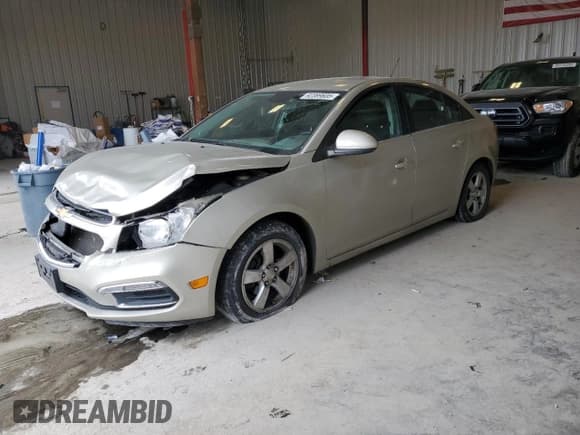 ✅ 2015 Chevrolet Cruze LT • VIN: 1G1PC5SB2F7209797 • Лот: 92389605. Опубликован ранее на Copart с пробегом 229 104 миль. Бесплатный доступ к архиву аукционных продаж из США и подробный отчёт об истории автомобиля на DreamBid. Изображение 1.