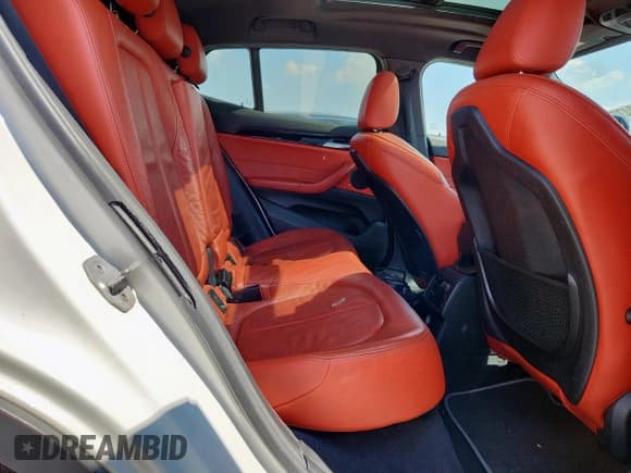 ✅ 2018 BMW X2 sDrive28i • VIN: WBXYJ3C3XJEB37870 • Lot: 81272475. Wystawiony na Copart z przebiegiem 155 260 mil. Bezpłatny archiwum sprzedaży aukcyjnych z USA i szczegółowy raport historii pojazdu na DreamBid. Zdjęcie 11.