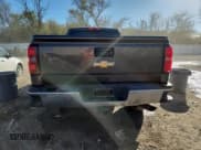 ✅ 2015 Chevrolet Silverado 2500HD LT • VIN: 1GC1KVEG7FF534443 • Лот: 89850915. Опубликован ранее на Copart с пробегом 267 610 миль. Бесплатный доступ к архиву аукционных продаж из США и подробный отчёт об истории автомобиля на DreamBid. Изображение 6.