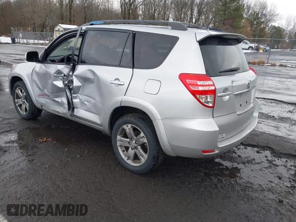 ✅ 2011 Toyota RAV4 Sport • VIN: JTMRF4DV9B5048248 • Lot: 40991849. Listed on IAAI with 97,451 mi. Free auction sales archive from the USA and detailed vehicle history report at DreamBid. Image 3.