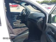 ✅ 2017 Dodge Grand Caravan SE • VIN: 2C4RDGBG0HR834575 • Lot: 43211355. Wystawiony na IAAI z przebiegiem 133 958 mil. Bezpłatny archiwum sprzedaży aukcyjnych z USA i szczegółowy raport historii pojazdu na DreamBid. Zdjęcie 5.