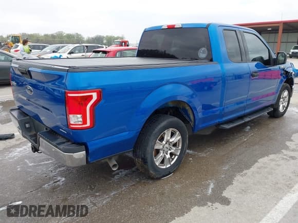 ✅ 2015 Ford F-150 XL • VIN: 1FTEX1C82FKD57797 • Lot: 41986388. Listed on IAAI with 197,434 mi. Free auction sales archive from the USA and detailed vehicle history report at DreamBid. Image 4.