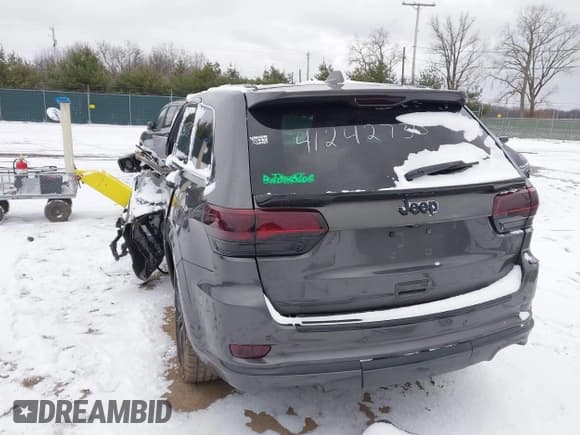 ✅ 2016 Jeep Grand Cherokee High Altitude • VIN: 1C4RJFCGXGC417764 • Лот: 41242730. Опубликован ранее на IAAI с пробегом 124 139 миль. Бесплатный доступ к архиву аукционных продаж из США и подробный отчёт об истории автомобиля на DreamBid. Изображение 3.