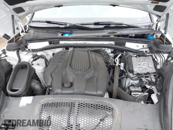 ✅ 2022 Porsche Macan • VIN: WP1AA2A55NLB03491 • Lot: 43008867. Wystawiony na IAAI z przebiegiem 10 134 mil. Bezpłatny archiwum sprzedaży aukcyjnych z USA i szczegółowy raport historii pojazdu na DreamBid. Zdjęcie 10.