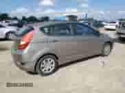 2013 Hyundai Accent GS с VIN KMHCT5AE3DU066869, выставлен на аукционе Copart как лот 81867485 с пробегом 154 847 миль миль и Списание • Salvage title. История ставок и продаж доступна на DreamBid. Изображение 3.