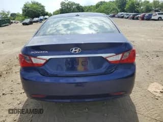 ✅ 2012 Hyundai Sonata GLS • VIN: 5NPEB4AC6CH318678 • Lot: 55481344. Listed on Copart with 119,695 mi. Free auction sales archive from the USA and detailed vehicle history report at DreamBid. Image 6.