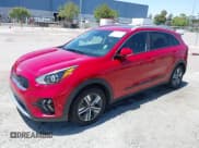 ✅ 2022 Kia Niro EX Premium • VIN: KNDCE3LC0N5525687 • Lot: 42548910. Wystawiony na IAAI z przebiegiem 24 752 mil. Bezpłatny archiwum sprzedaży aukcyjnych z USA i szczegółowy raport historii pojazdu na DreamBid. Zdjęcie 16.