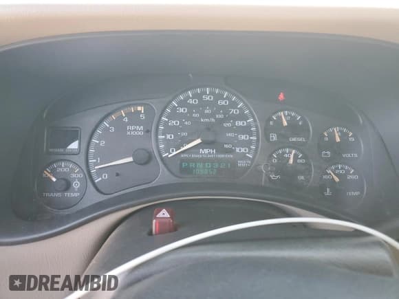 ✅ 2001 Chevrolet Silverado 2500HD • VIN: 1GCHK231X1F188974 • Lot: 57675615. Wystawiony na Copart z przebiegiem 109 852 mil. Bezpłatny archiwum sprzedaży aukcyjnych z USA i szczegółowy raport historii pojazdu na DreamBid. Zdjęcie 9.