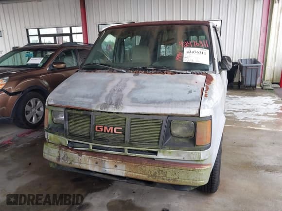 ✅ 1990 GMC Safari • VIN: 1GKDM15Z4LB539818 • Лот: 42476311. Опубликован ранее на IAAI с пробегом 113 248 миль. Бесплатный доступ к архиву аукционных продаж из США и подробный отчёт об истории автомобиля на DreamBid. Изображение 6.