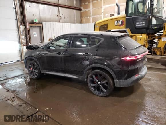 2024 Dodge Hornet GT z VIN ZACNDFAN7R3A34393, wystawiony jako Copart lot #50688195 z przebiegiem 15 605 mil mil oraz Szkoda całkowita • Salvage title. Historia ofert i sprzedaży dostępna na DreamBid. Obrazek 2.