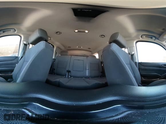 ✅ 2020 Chevrolet Tahoe Commercial • VIN: 1GNLCDEC9LR115556 • Lot: 43639086. Wystawiony na IAAI z przebiegiem 168 618 mil. Bezpłatny archiwum sprzedaży aukcyjnych z USA i szczegółowy raport historii pojazdu na DreamBid. Zdjęcie 18.