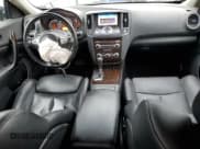 ✅ 2010 Nissan Maxima SV • VIN: 1N4AA5AP4AC828102 • Лот: 56866435. Опубликован ранее на Copart с пробегом 227 624 миль. Бесплатный доступ к архиву аукционных продаж из США и подробный отчёт об истории автомобиля на DreamBid. Изображение 8.