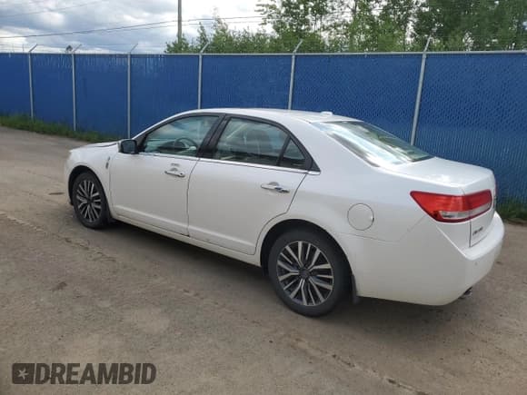 ✅ 2011 Lincoln MKZ • VIN: 3LNHL2GC7BR774864 • Lot: 61130765. Listed on Copart with 248,510 mi. Free auction sales archive from the USA and detailed vehicle history report at DreamBid. Image 2.