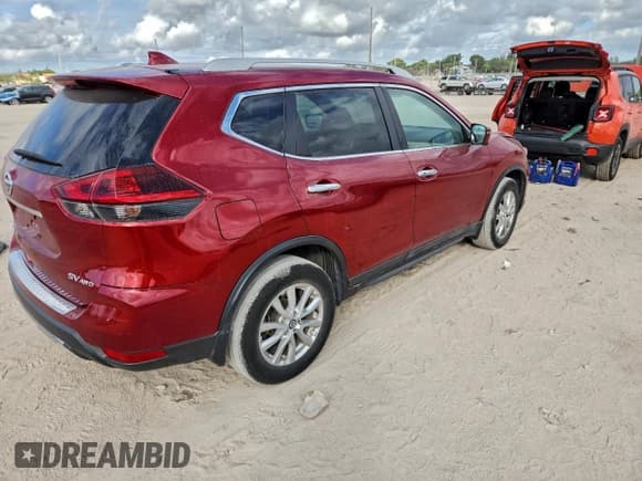 ✅ 2018 Nissan Rogue SV • VIN: 5N1AT2MV1JC777991 • Lot: 94676215. Wystawiony na Copart z przebiegiem 65 213 mil. Bezpłatny archiwum sprzedaży aukcyjnych z USA i szczegółowy raport historii pojazdu na DreamBid. Zdjęcie 3.