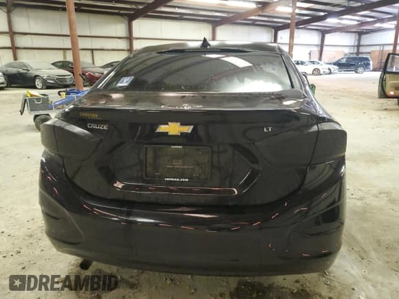 ✅ 2016 Chevrolet Cruze LT • VIN: 1G1BE5SM9G7259894 • Lot: 56452523. Listed on Copart with 70,402 mi. Free auction sales archive from the USA and detailed vehicle history report at DreamBid. Image 6.