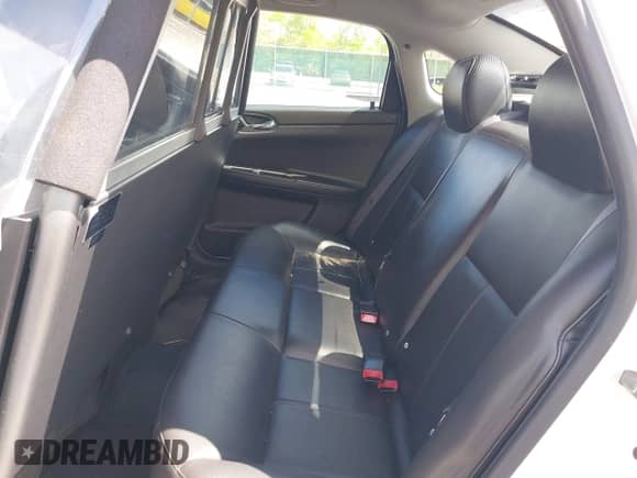 2013 Chevrolet Impala Police с VIN 2G1WD5E35D1166015, выставлен на аукционе IAAI как лот 42171708 с пробегом 169 790 миль миль и . История ставок и продаж доступна на DreamBid. Изображение 8.