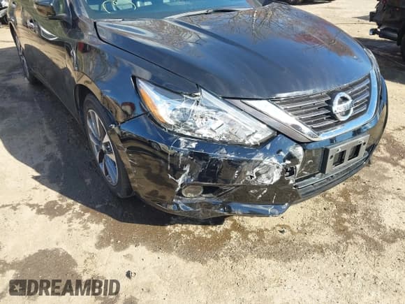 ✅ 2016 Nissan Altima SR • VIN: 1N4AL3AP6GC142201 • Lot: 43711426. Listed on IAAI with 58,780 mi. Free auction sales archive from the USA and detailed vehicle history report at DreamBid. Image 6.