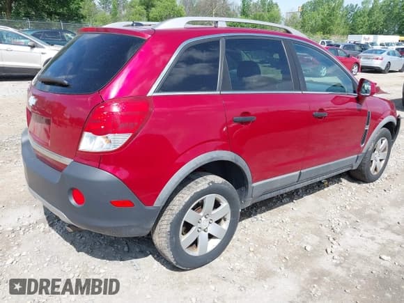 ✅ 2012 Chevrolet Captiva Sport LS • VIN: 3GNAL2EK5CS569190 • Lot: 42507997. Wystawiony na IAAI z przebiegiem 186 613 mil. Bezpłatny archiwum sprzedaży aukcyjnych z USA i szczegółowy raport historii pojazdu na DreamBid. Zdjęcie 4.
