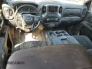 ✅ 2021 GMC Sierra 1500 • VIN: 3GTU9AEF7MG212843 • Lot: 65900855. Wystawiony na Copart z przebiegiem 158 801 mil. Bezpłatny archiwum sprzedaży aukcyjnych z USA i szczegółowy raport historii pojazdu na DreamBid. Zdjęcie 8.