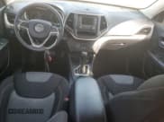 ✅ 2016 Jeep Cherokee Sport • VIN: 1C4PJLAB7GW324650 • Lot: 93236195. Listed on Copart with 29,924 mi. Free auction sales archive from the USA and detailed vehicle history report at DreamBid. Image 8.