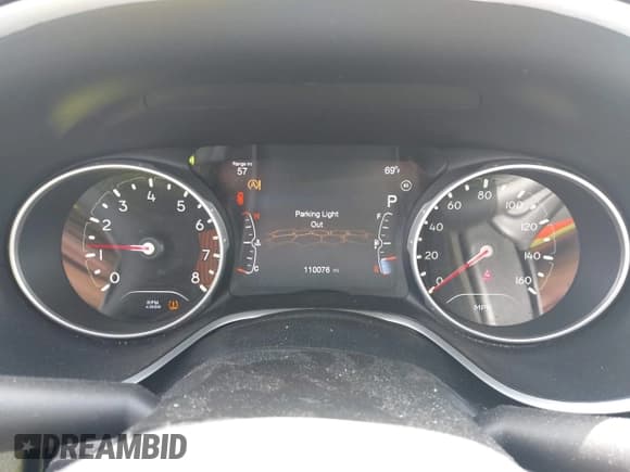 ✅ 2020 Jeep Compass Limited • VIN: 3C4NJCCB4LT198607 • Lot: 42903408. Listed on IAAI with 110,076 mi. Free auction sales archive from the USA and detailed vehicle history report at DreamBid. Image 7.