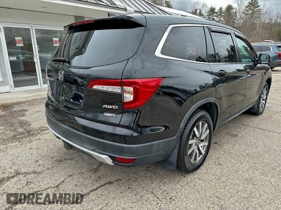 ✅ 2020 Honda Pilot EX-L • VIN: 5FNYF6H52LB010426 • Lot: 96797105. Listed on Copart with 158,683 mi. Free auction sales archive from the USA and detailed vehicle history report at DreamBid. Image 4.