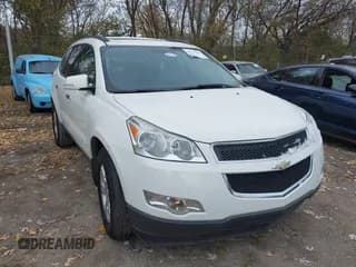 ✅ 2012 Chevrolet Traverse 2LT • VIN: 1GNKRJED9CJ172792 • Lot: 43672509. Wystawiony na IAAI z przebiegiem Nie podano. Bezpłatny archiwum sprzedaży aukcyjnych z USA i szczegółowy raport historii pojazdu na DreamBid. Zdjęcie 1.