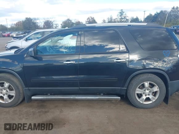 ✅ 2011 GMC Acadia SLE • VIN: 1GKKRPED1BJ418636 • Lot: 43515913. Wystawiony na IAAI z przebiegiem 136 379 mil. Bezpłatny archiwum sprzedaży aukcyjnych z USA i szczegółowy raport historii pojazdu na DreamBid. Zdjęcie 14.