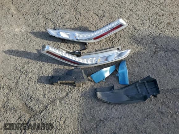 ✅ 2015 Nissan LEAF SL • VIN: 1N4AZ0CPXFC323424 • Lot: 93841125. Listed on Copart with 31,623 mi. Free auction sales archive from the USA and detailed vehicle history report at DreamBid. Image 12.