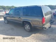✅ 1999 Chevrolet Suburban • VIN: 3GNFK16R9XG147947 • Lot: 43211972. Wystawiony na IAAI z przebiegiem 63 492 mil. Bezpłatny archiwum sprzedaży aukcyjnych z USA i szczegółowy raport historii pojazdu na DreamBid. Zdjęcie 3.