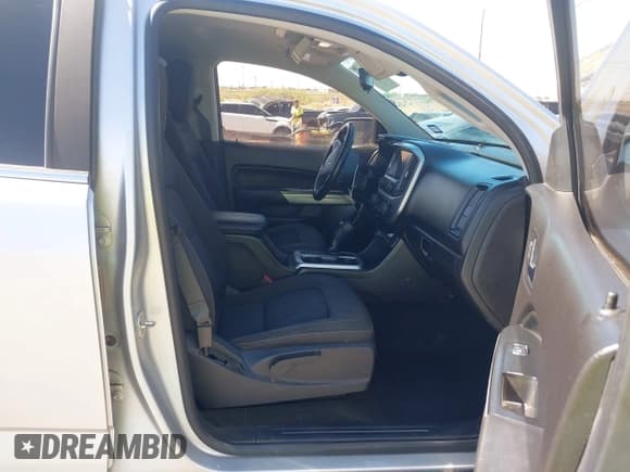 ✅ 2018 Chevrolet Colorado 2WD LT • VIN: 1GCGSCEN7J1143893 • Lot: 42079057. Listed on IAAI with 72,351 mi. Free auction sales archive from the USA and detailed vehicle history report at DreamBid. Image 5.