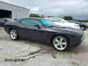 2010 Dodge Challenger R/T Classic z VIN 2B3CJ5DT7AH314965, wystawiony jako Copart lot #70973564 z przebiegiem 123 166 mil mil oraz Nie do naprawy • Non repairable. Historia ofert i sprzedaży dostępna na DreamBid. Obrazek 4.