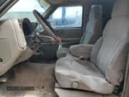 ✅ 2000 Chevrolet S-10 LS • VIN: 1GCCS19W5Y8113864 • Лот: 48722195. Опубликован ранее на Copart с пробегом 111 962 миль. Бесплатный доступ к архиву аукционных продаж из США и подробный отчёт об истории автомобиля на DreamBid. Изображение 7.