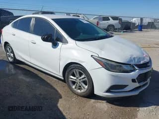 ✅ 2016 Chevrolet Cruze LT • VIN: 1G1BE5SM2G7271451 • Lot: 43391114. Listed on IAAI with 228,784 mi. Free auction sales archive from the USA and detailed vehicle history report at DreamBid. Image 1.