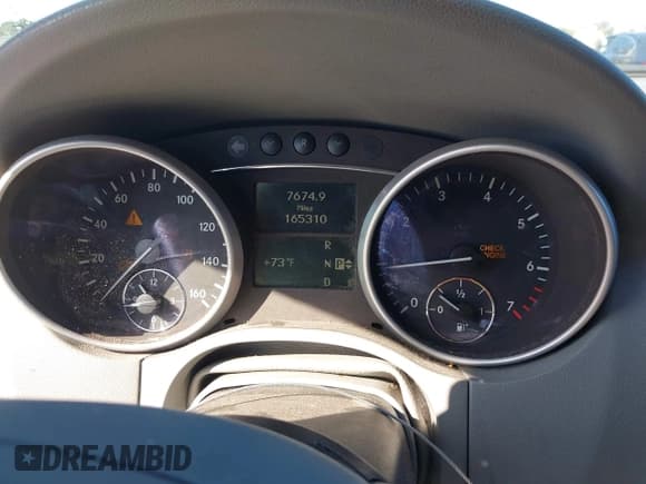 ✅ 2010 Mercedes-Benz M 350 • VIN: 4JGBB8GB3AA622916 • Lot: 43582088. Wystawiony na IAAI z przebiegiem 165 310 mil. Bezpłatny archiwum sprzedaży aukcyjnych z USA i szczegółowy raport historii pojazdu na DreamBid. Zdjęcie 7.