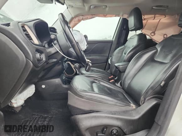 ✅ 2017 Jeep Renegade Limited • VIN: ZACCJADB0HPG17531 • Lot: 84433965. Wystawiony na Copart z przebiegiem 125 914 mil. Bezpłatny archiwum sprzedaży aukcyjnych z USA i szczegółowy raport historii pojazdu na DreamBid. Zdjęcie 7.