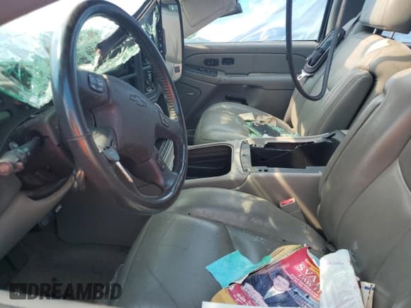 ✅ 2005 Chevrolet Suburban LT • VIN: 3GNEC16Z05G174248 • Лот: 55474945. Опубликован ранее на Copart с пробегом Не указан. Бесплатный доступ к архиву аукционных продаж из США и подробный отчёт об истории автомобиля на DreamBid. Изображение 7.