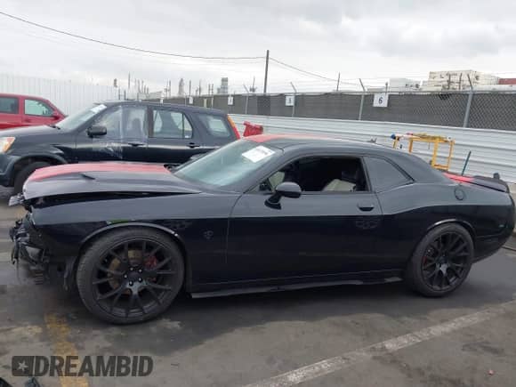 2015 Dodge Challenger R/T Plus with VIN 2C3CDZBT6FH924089, listed as a IAAI auction lot 41472696 with 87,089 mi miles and . Bid and sale history available at DreamBid. Image 15.
